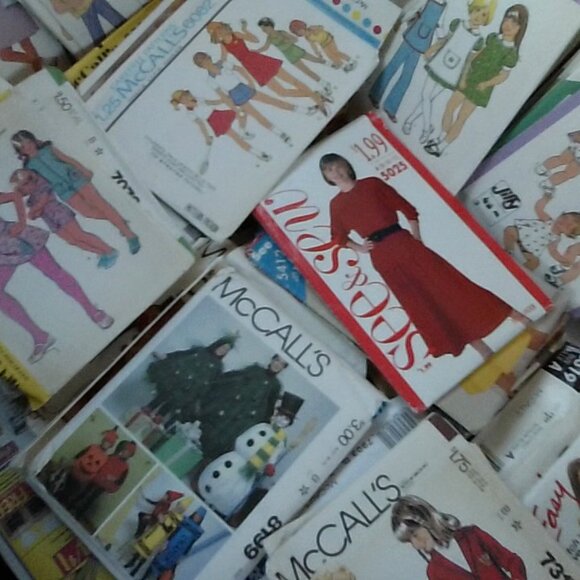 Vintage Sewing Pattern Archive – 112 McCall’s, Simplicity, Butterick, See & Sew - Picture 2 of 6